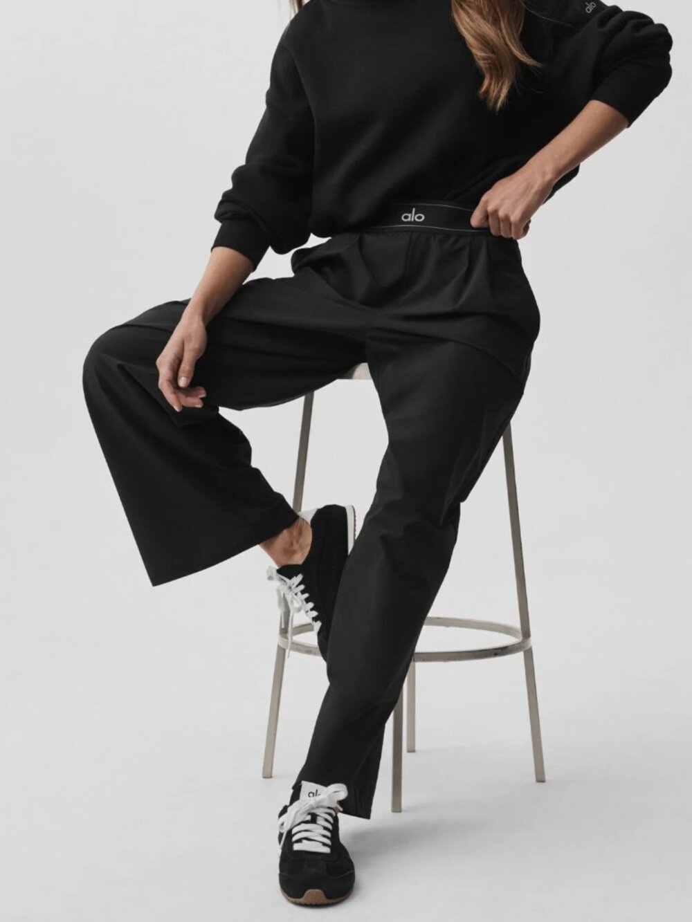 ALO Yoga Black Suit Up Pants Straight Leg Pants 🤭 NWT (Length:30" Inseam)🎈 - Picture 9 of 9